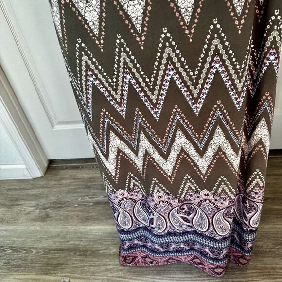 derek heart cold shoulder aztec pattern maxi dress - Picture 8 of 10